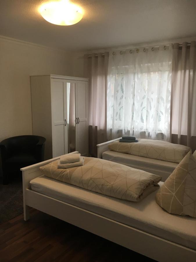 Hotellerie Gasthaus Schubert Garbsen Buitenkant foto