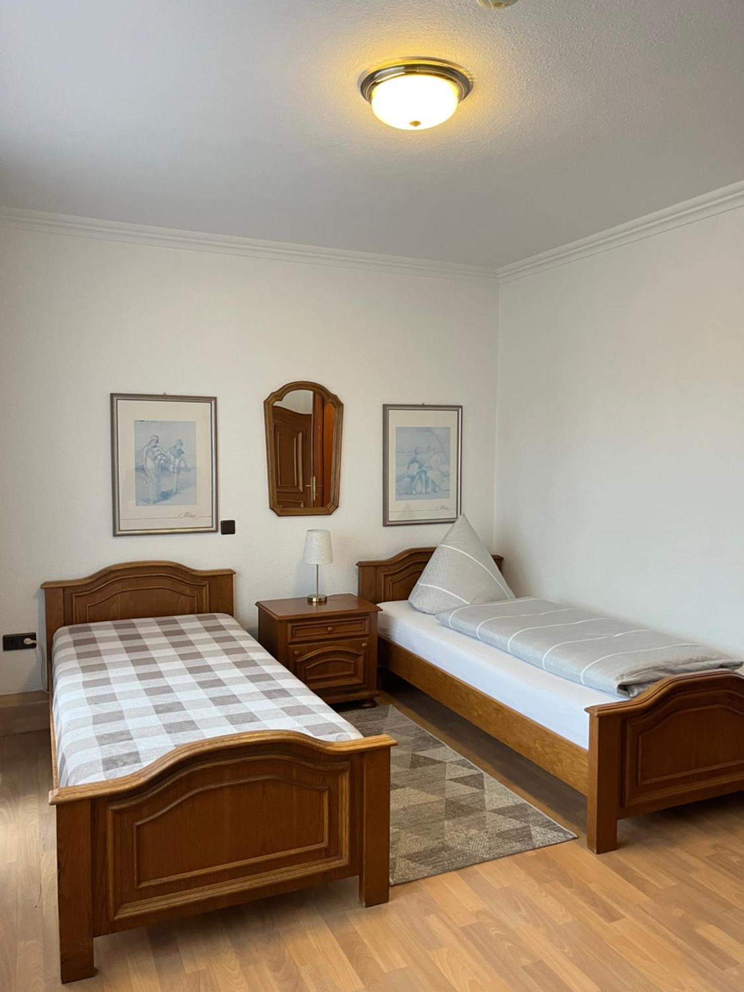 Hotellerie Gasthaus Schubert Garbsen Buitenkant foto