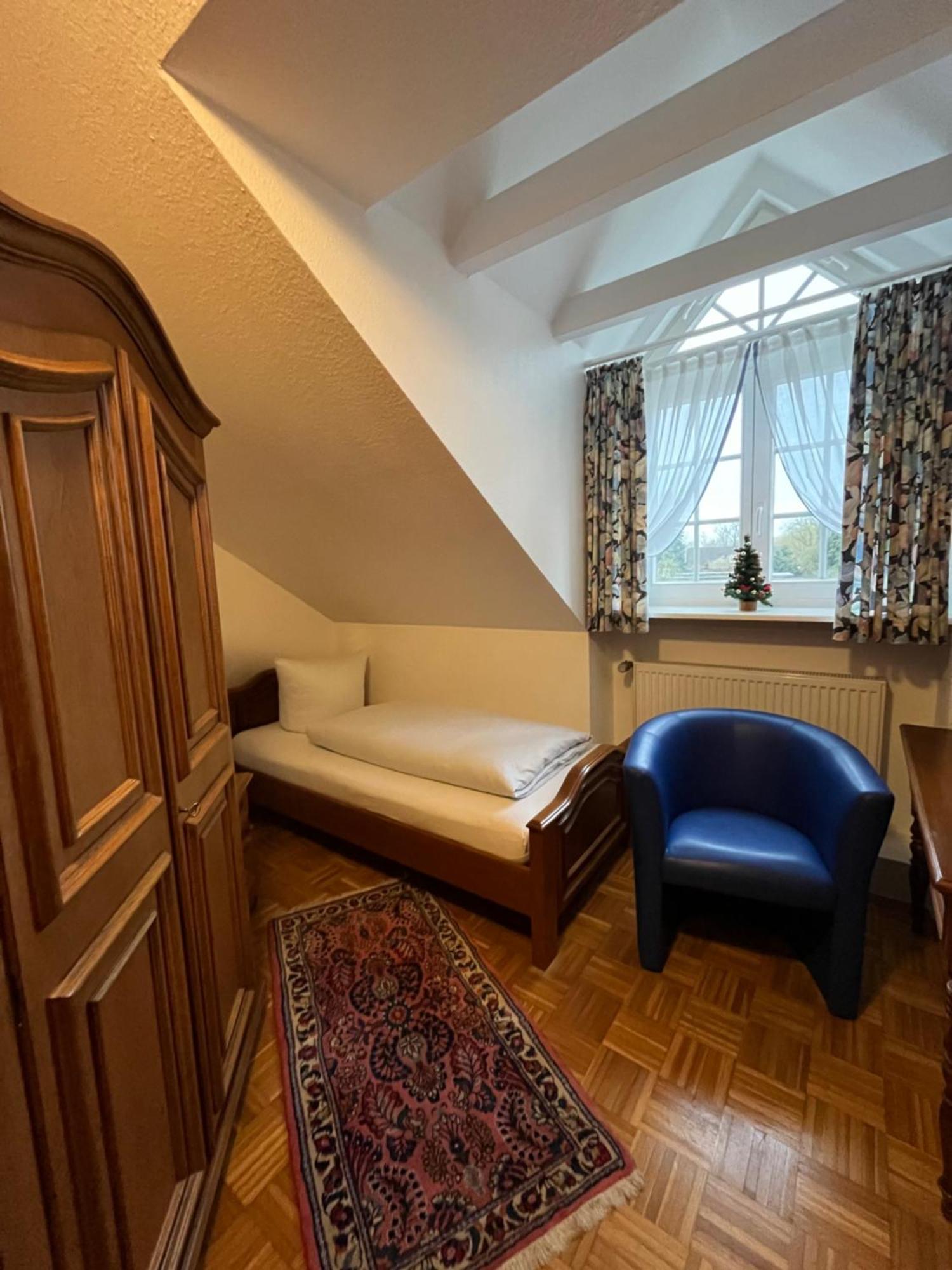 Hotellerie Gasthaus Schubert Garbsen Buitenkant foto
