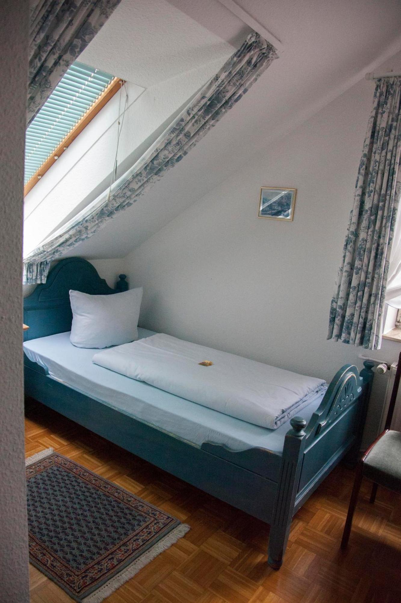 Hotellerie Gasthaus Schubert Garbsen Buitenkant foto