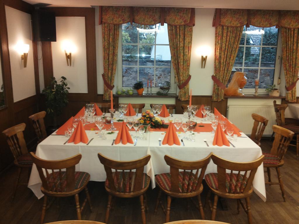 Hotellerie Gasthaus Schubert Garbsen Buitenkant foto
